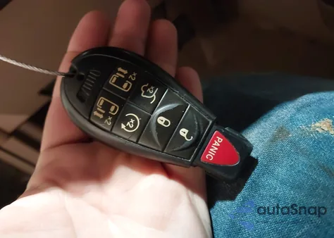 2014 Chrysler Town & Country Touring-L from USA, damaged, VIN 2C4RC1CG1ER346729